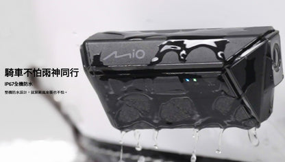 Mio MiVue™ MP20 【贈記憶卡/保護貼】勁系列 前後雙鏡頭 安全帽專用行車記錄器